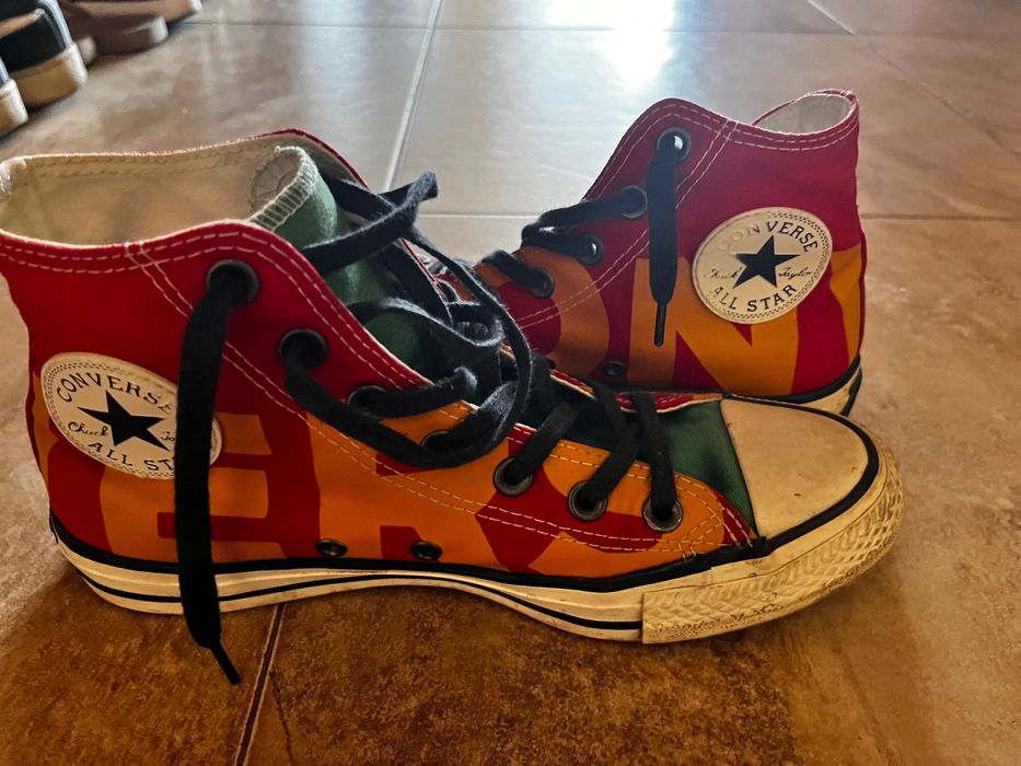 Кецове Converse Цветовете са червено, зелено и оранжево/жълто