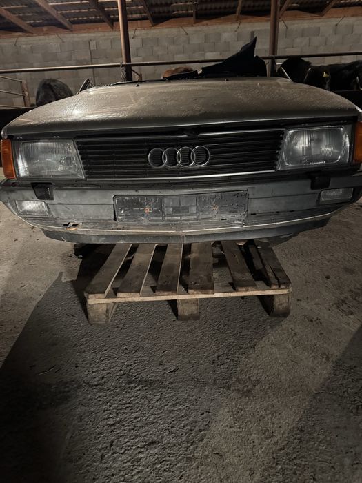 Продам Ауди 100 с3 с4 2,3 на запчасти