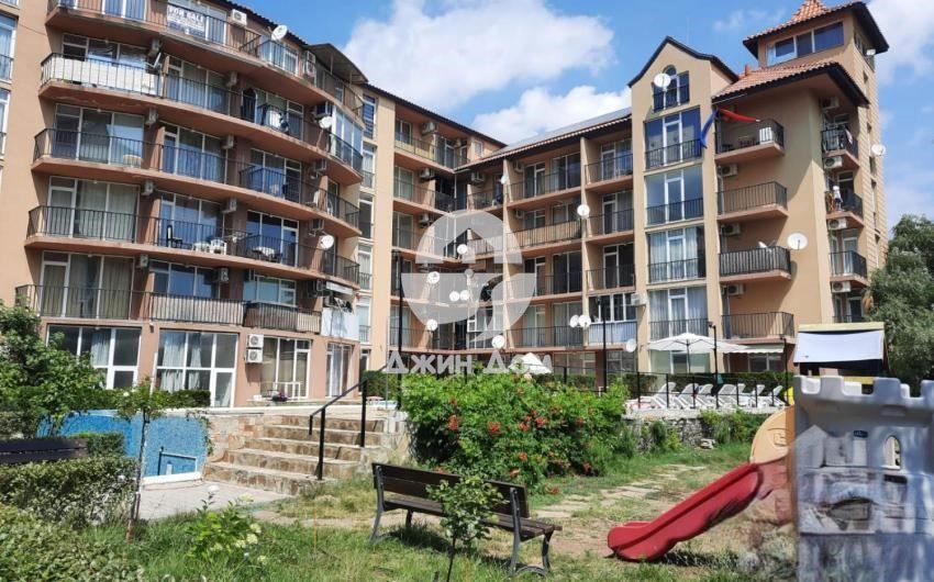 Продава се Двустаен апартамент в к.к. Слънчев бряг - 65 кв.м за 924 €/кв.м - Снимка #11
