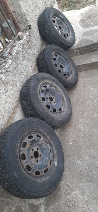 Гуми с Джани 5х100 195/65 15