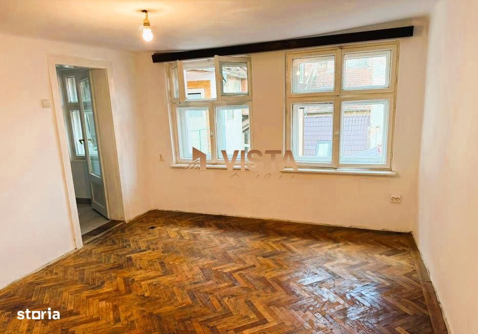 Garsoniera ultracentrala de vanzare. Zona Centrul Istoric