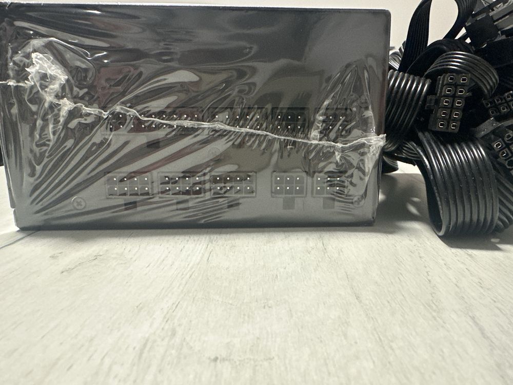 Sursa calculator Full modular GPG 550 80 plus gold