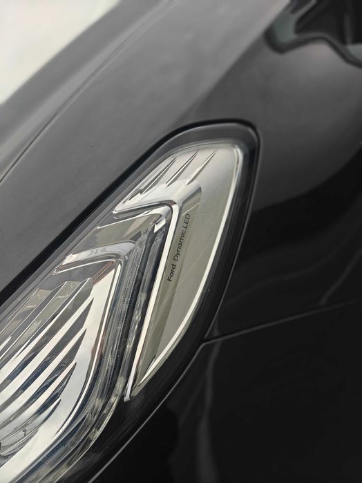 Ford Mondeo MK5 2.0 TDCi Titanium 4x4- august 2015 In stare excelenta