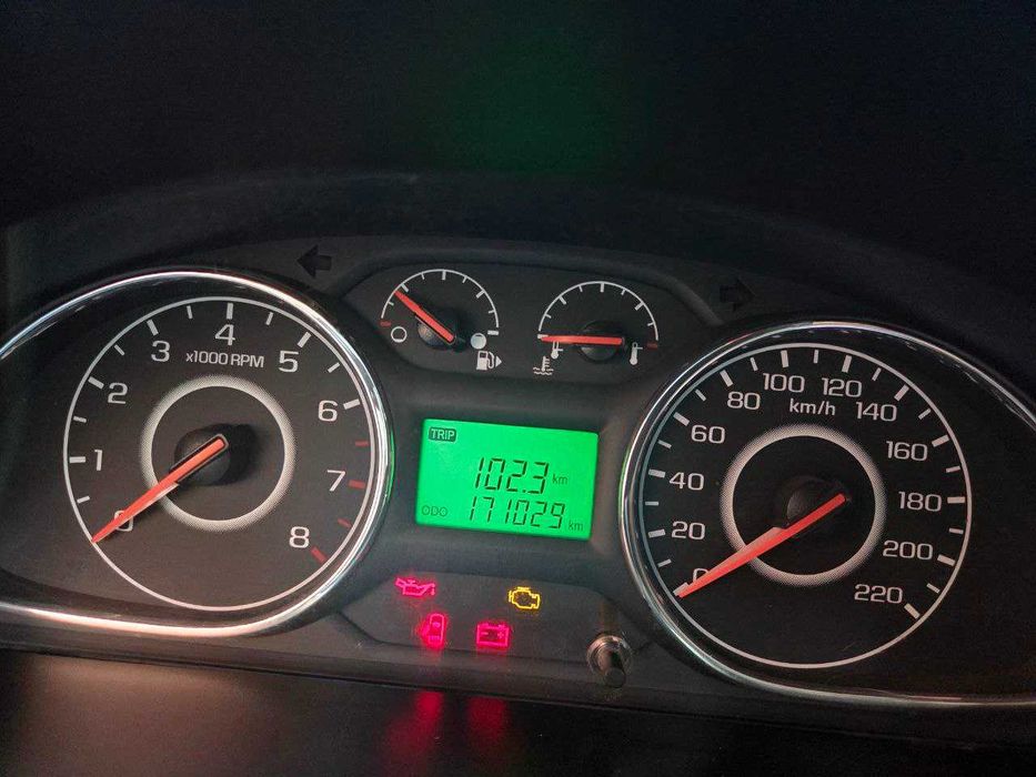 Срочно продаю автомашину