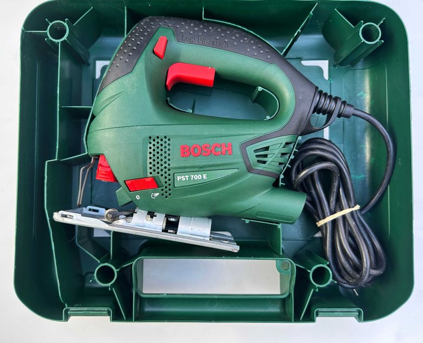 Bosch PST 700 E - Прободен трион като нов!