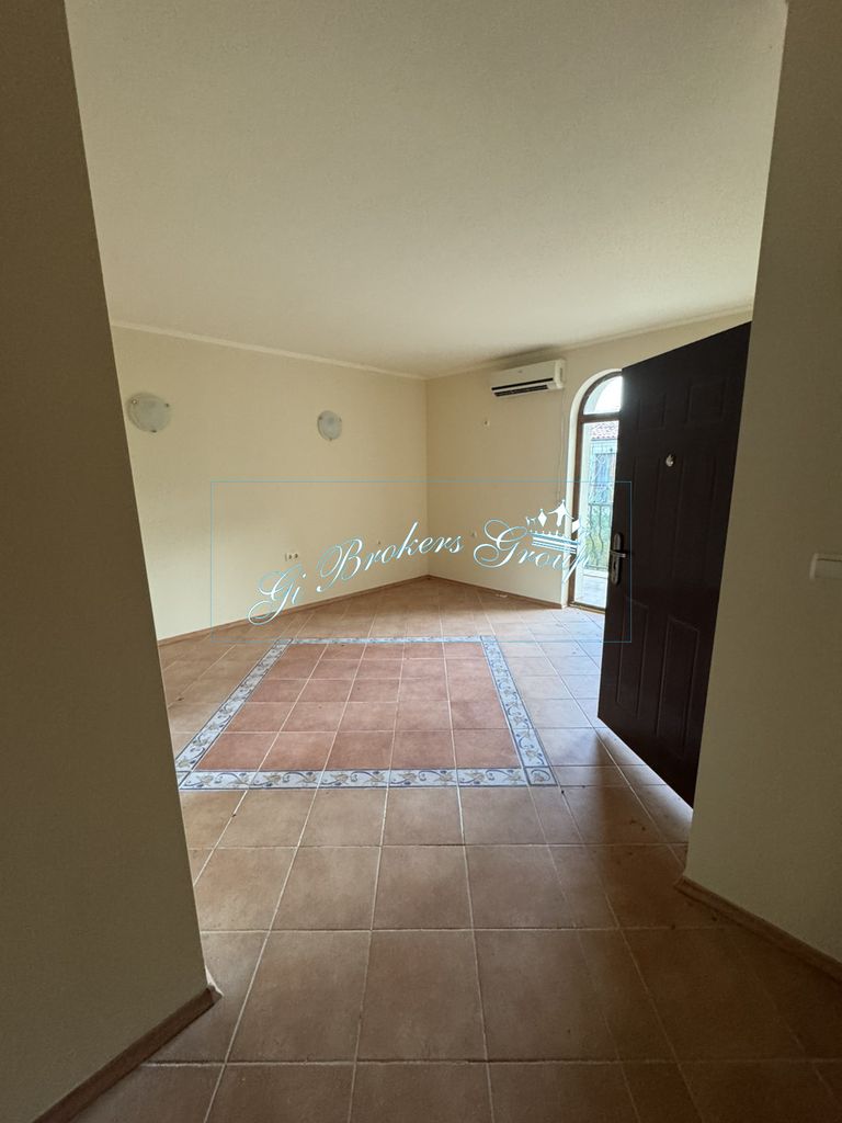 Продава се Къща в к.к. Елените - 100 кв.м за 1090 €/кв.м - Снимка #4