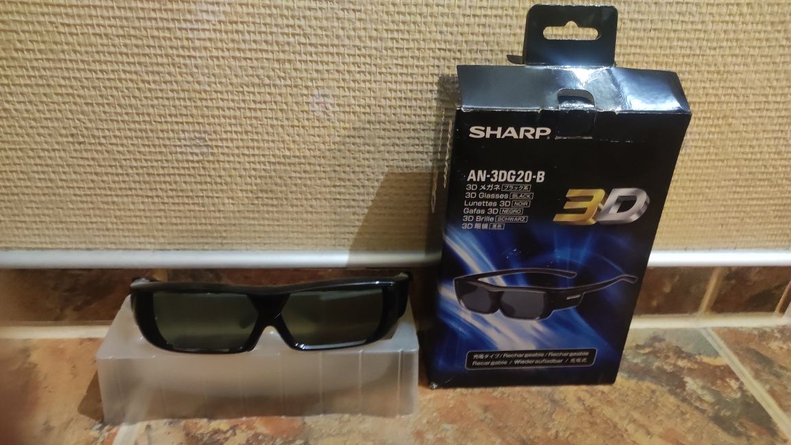 Телевизор Sharp 70 inch..