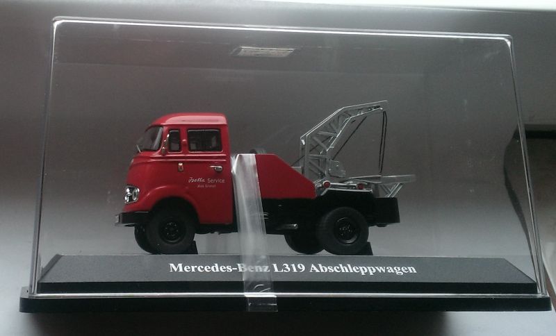 Macheta Mercedes L319 "Isetta Service" camion - Premium Classixxs 1/43