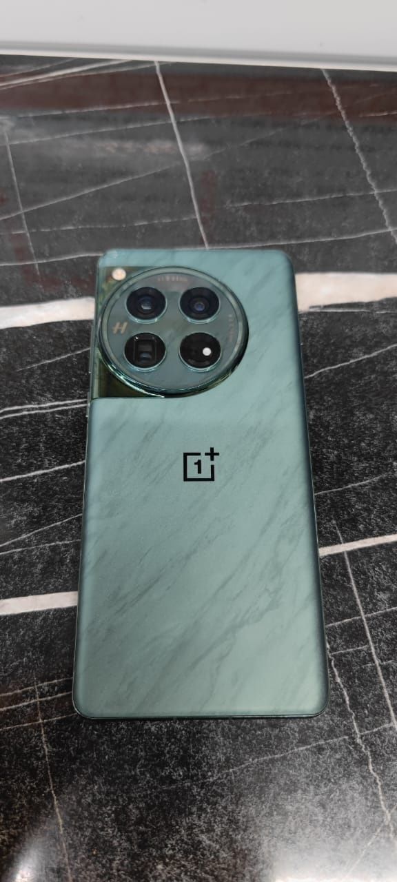 One plus 12 озу 16+12 гб память 512