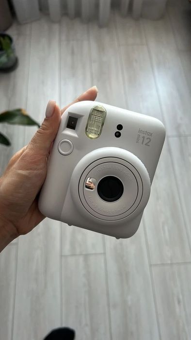 Fujifilm Instax Mini 12 фотоаппарат моментальной печати