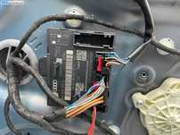 Calculator Modul Confort Comfort de pe Usa Portiera Dreapta Fata Audi A5 2008 - 2011 Cod 8K0959793D [C1861]