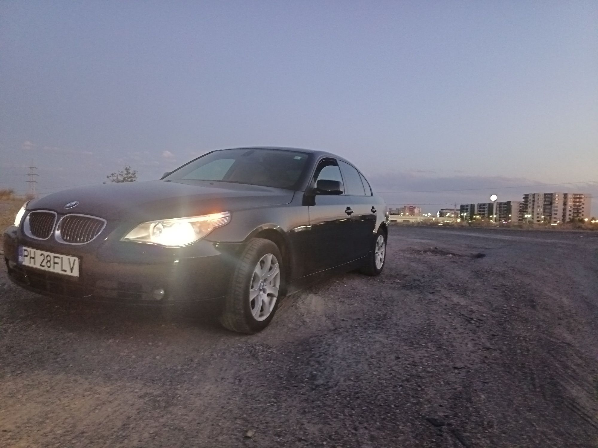 Vând BMW e60 530 xi !