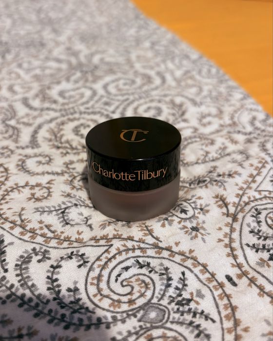 Charlotte Tillbury - Eyes to mesmerise Pillow Talk