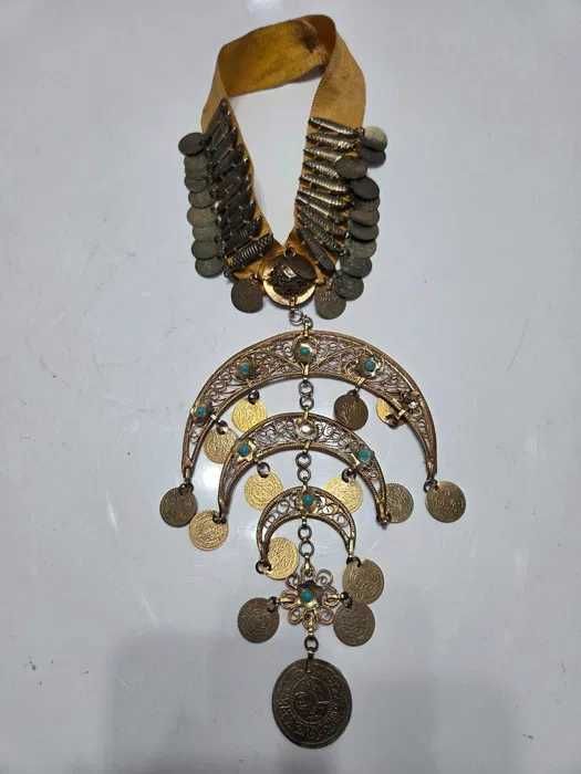 Lot vintage de 8 coliere diferite 2