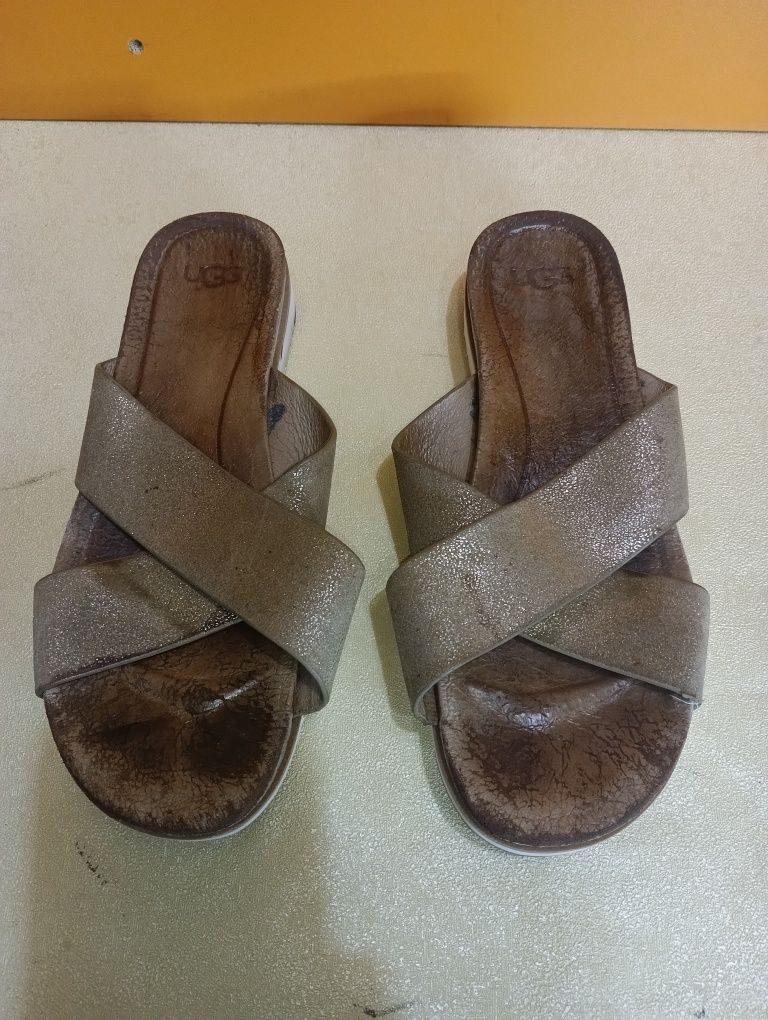 UGG чехли кожени N 39 - 22 лв