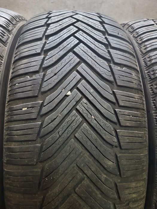 4 anvelope 205 55 R 17 Michelin iarna