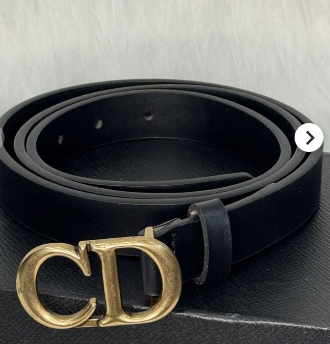 Колани Dior, Max Mara, Prada, Philipp Plein, Jimmy Choo, Calvin Klein