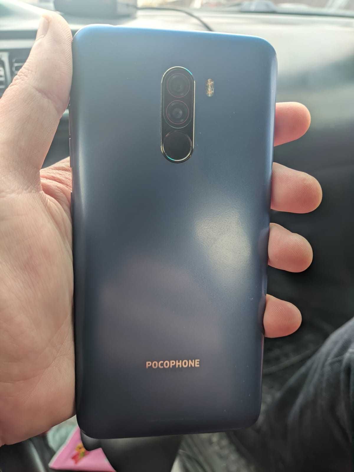 POCOPHONE F1 35000 срочно