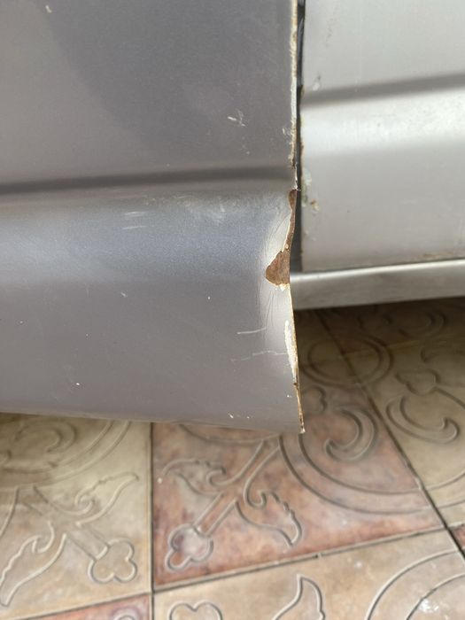 Тико Эшиклари олди чап