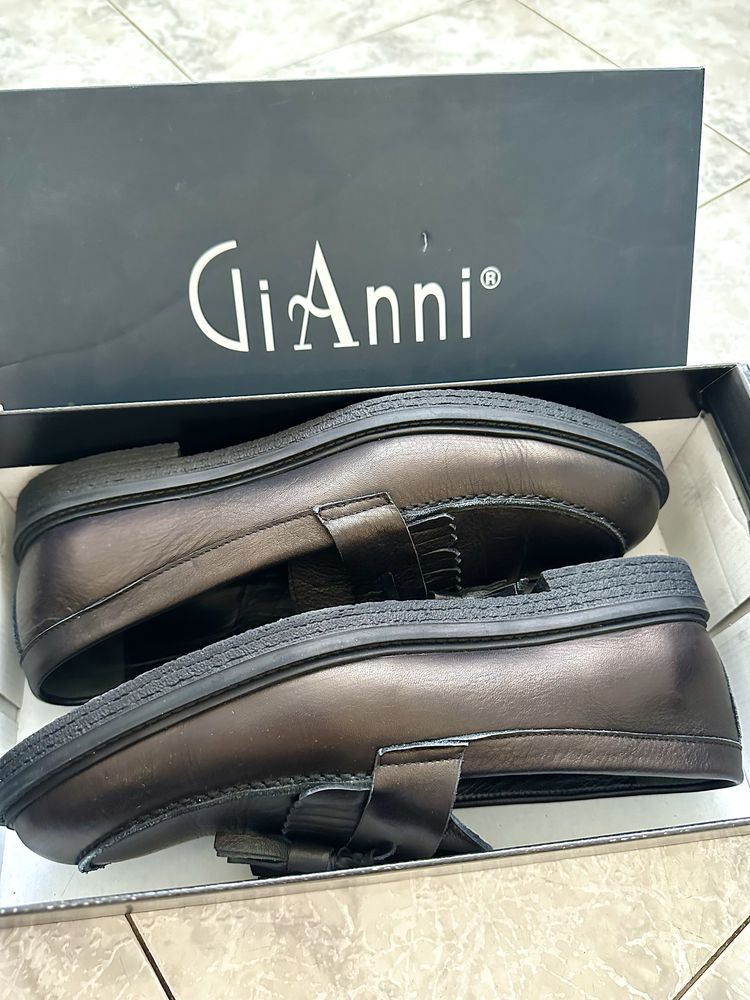 Мъжки обувки GiAnni номер 43