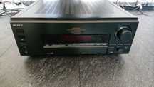 Sony STR-V555ES Receptor A/V cu Dolby Digital și DTS SONY ES RECEIVER
