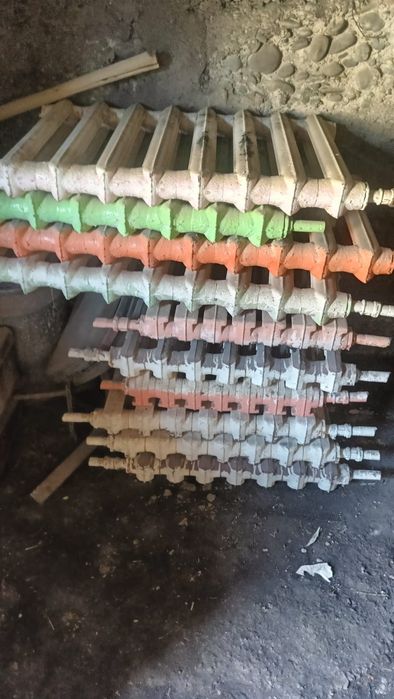 Продам чугунные батарея