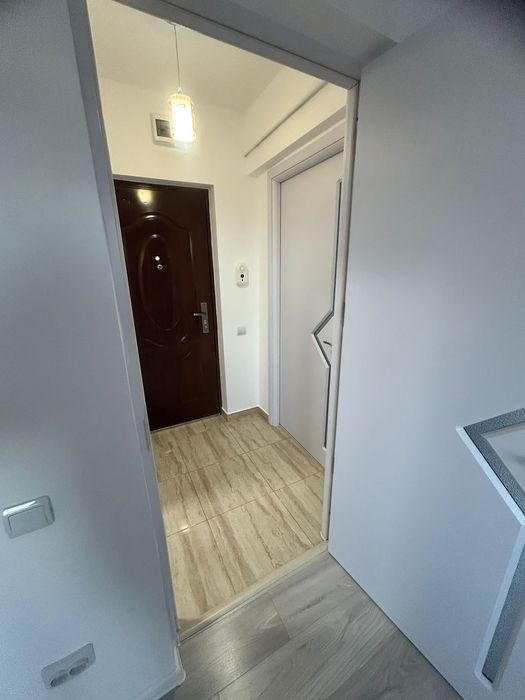 Garsonieră de vânzare