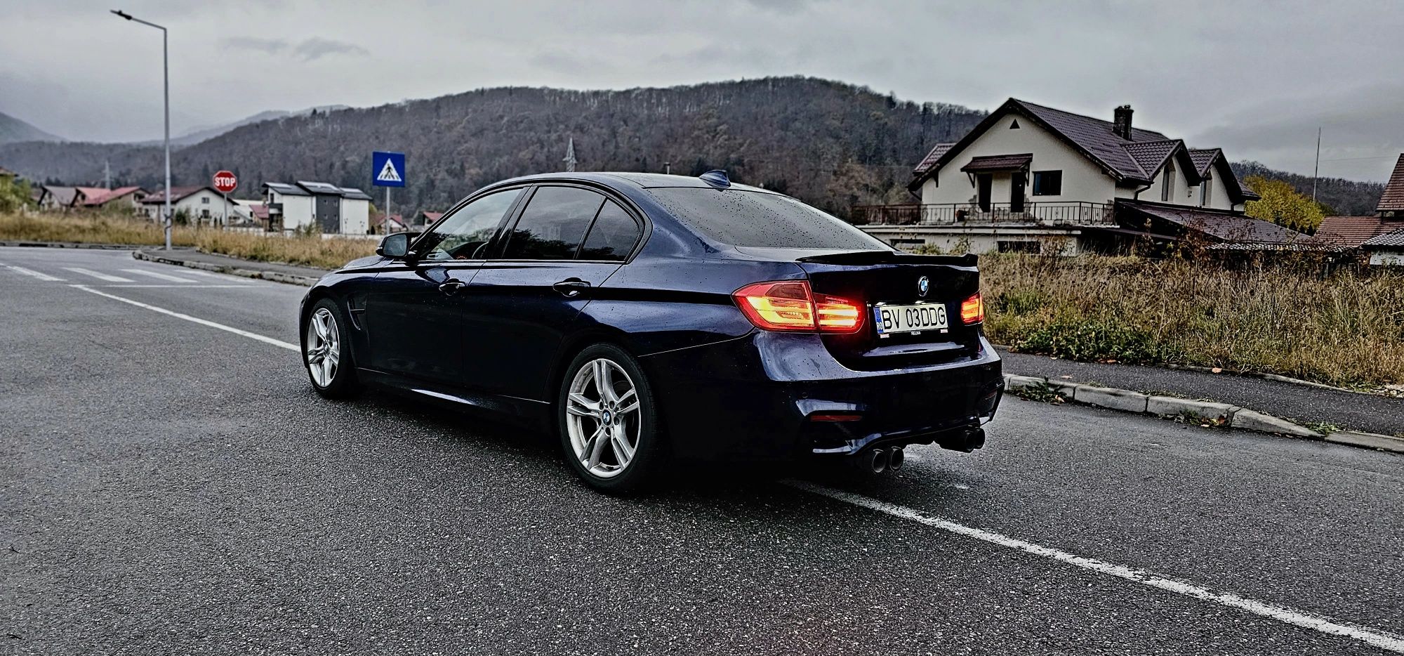 BMW 318D pachet M  ,albastru perlat, FARA SCHIMBURI!