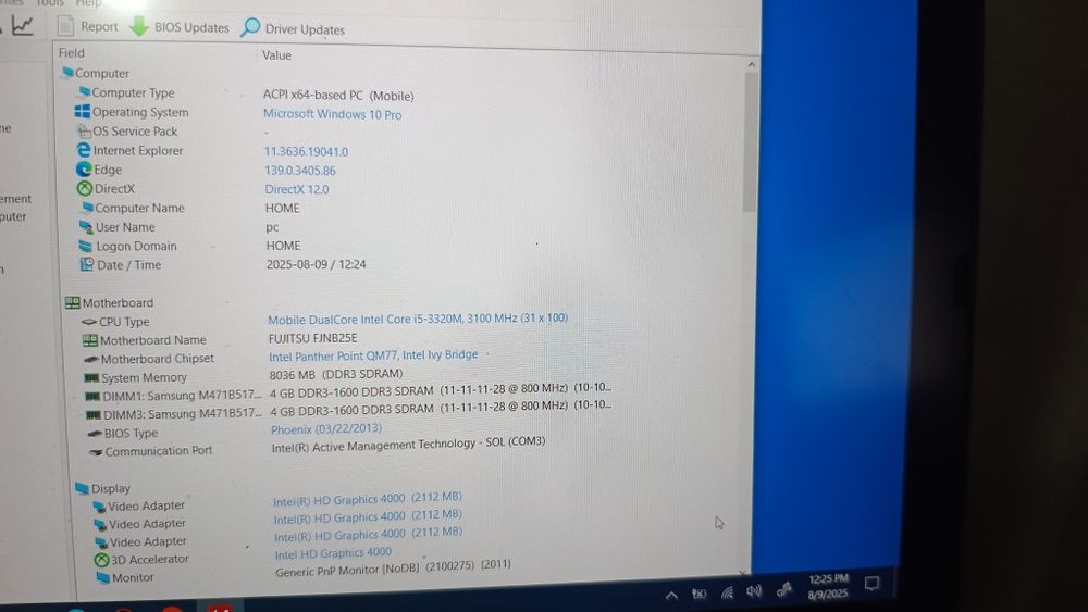 Fujitsu T902 laptop-tableta incomplet