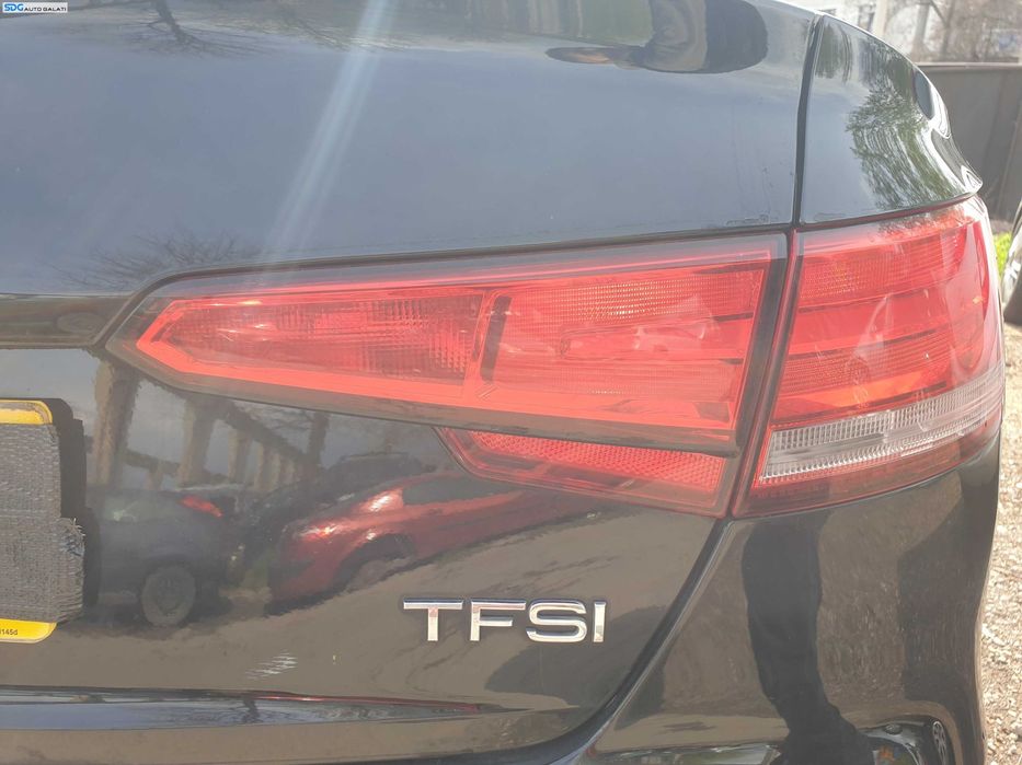 Tripla Stop Lampa Dreapta de pe Haion Hayon Portbagaj Audi A4 B9 Berlina Sedan NFL Non Facelift 2015 - 2019 [K4048]