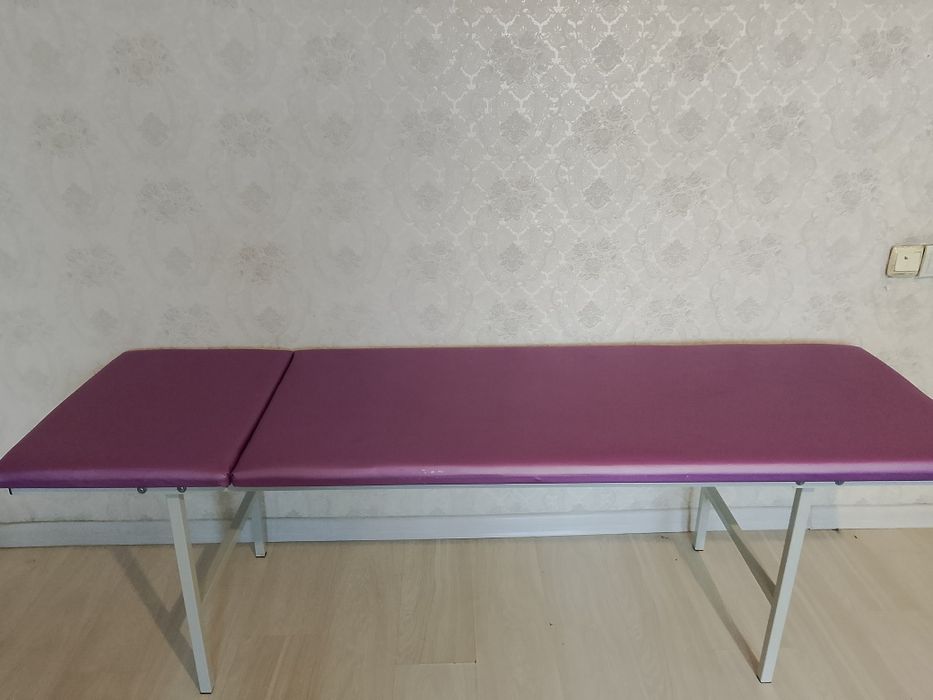 Кушетка , состояние отличное