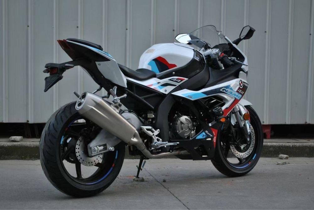 Bmw 400rr 1 год офицальной гарантии