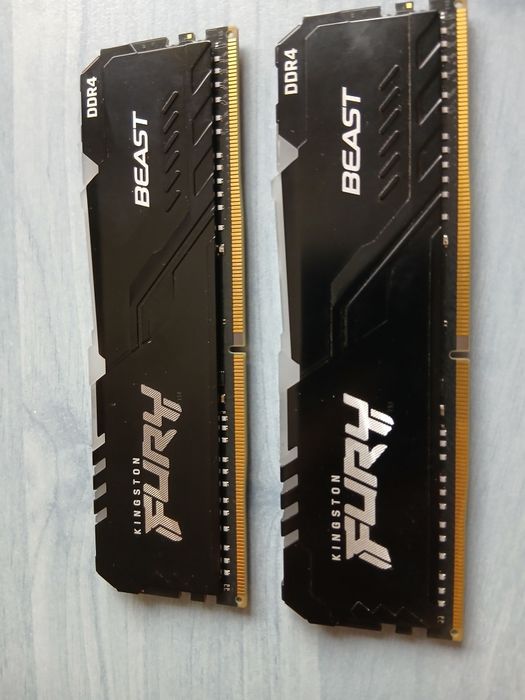 Kingston Fury Beast 16 gb RAM