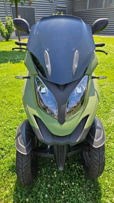 Triciclu Piaggio Quadro QV3 (3 roti), carnet categoria B