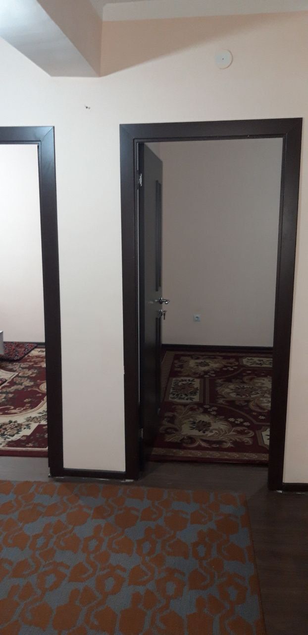 Квартира сотилади 3 хонали