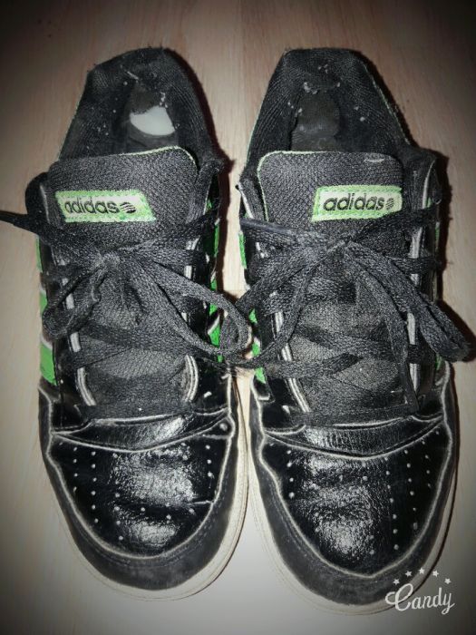Обувки Adidas