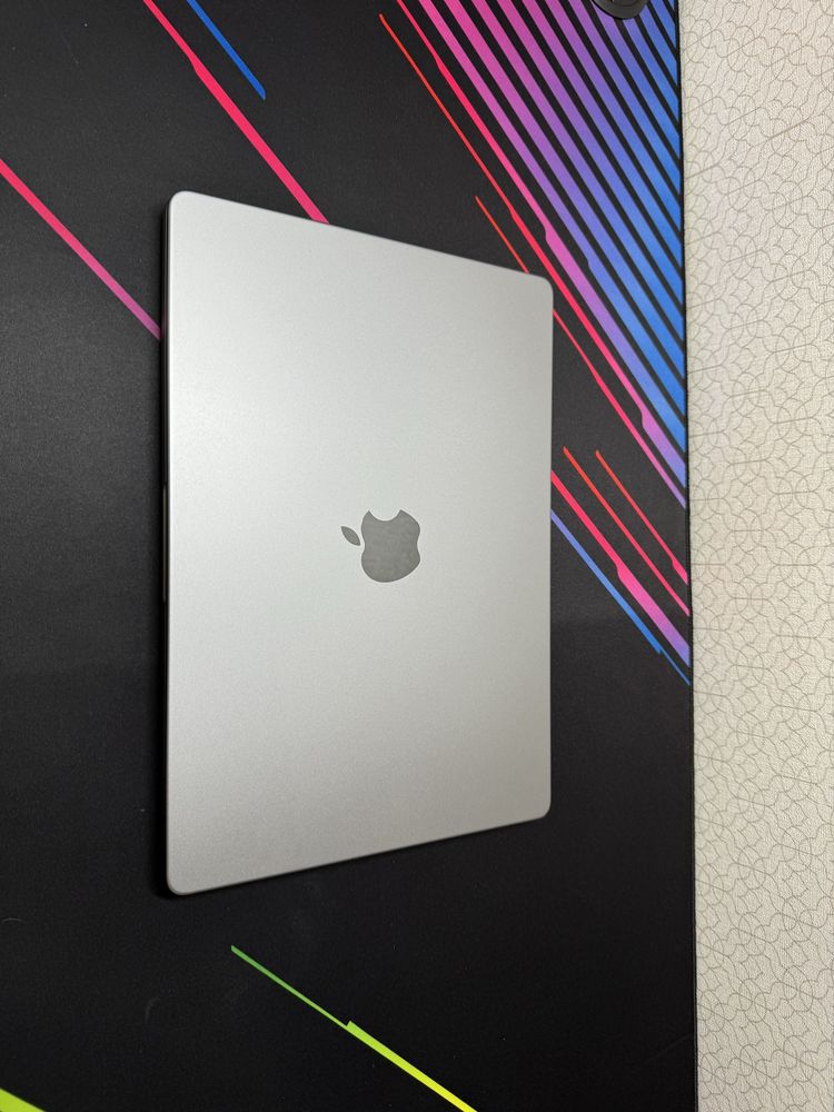 Ноутбук Macbookpro m1