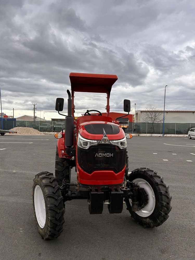 Tractor macao u550