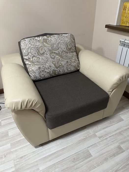 Кресло мягкое