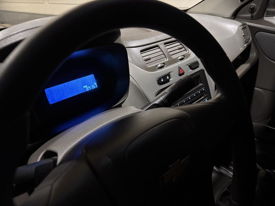 Kobalt mexanika ideal xolatda