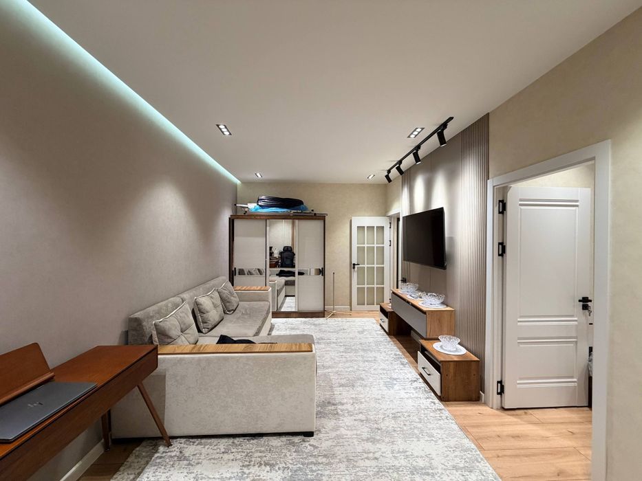 Юнусабад 15 квартал. Продается квартира 1/2/4