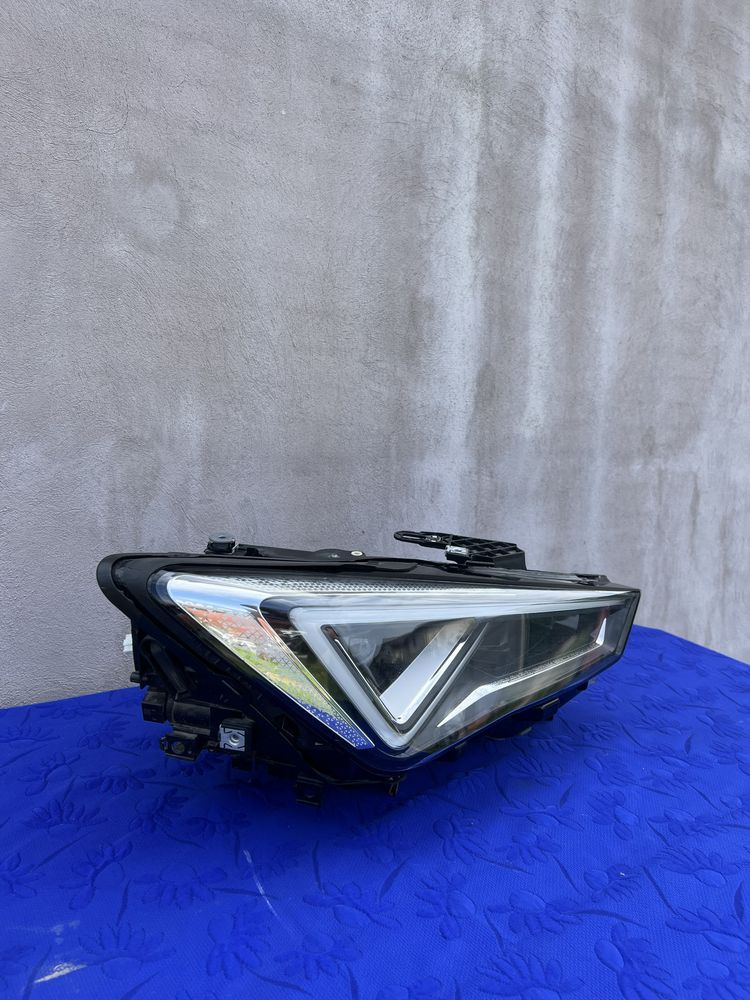Far dreapta full led seat cupra formentor