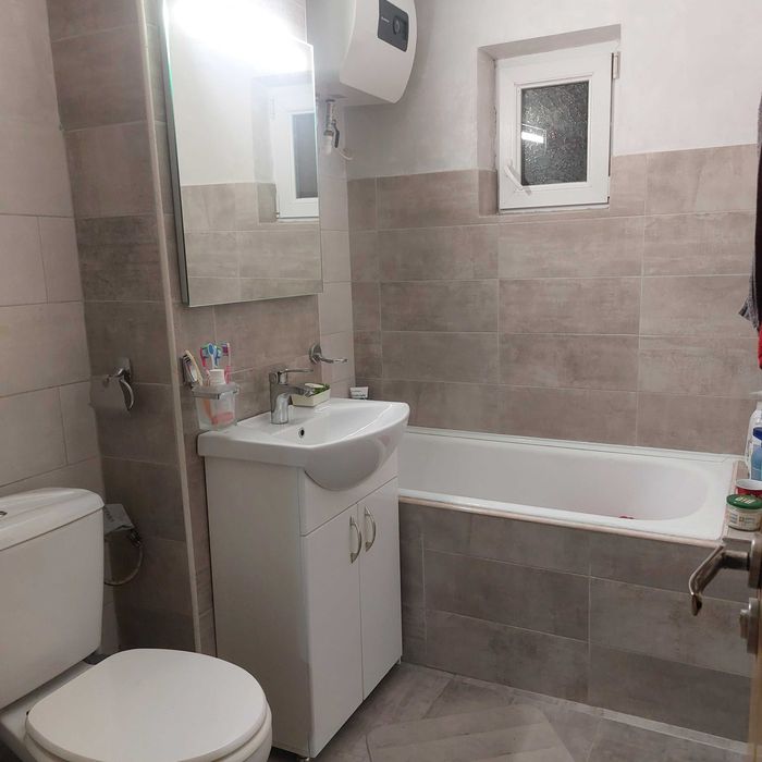 Apartament 2 camere , et 2