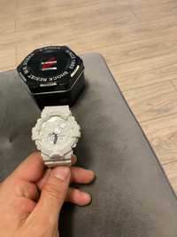 Часовник G-shock