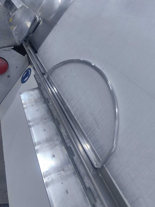 Машина Bystronic за огъване на дистанционери