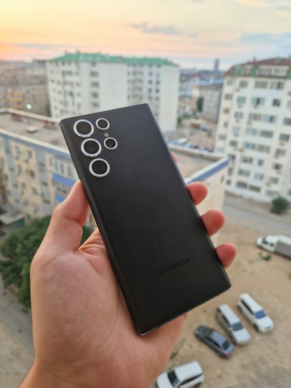 S22 Ultra в хорошем состоянии
