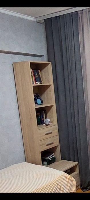Шкаф пенал для спальни