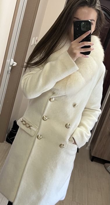 Елегантно палто Elisabetta Franchi