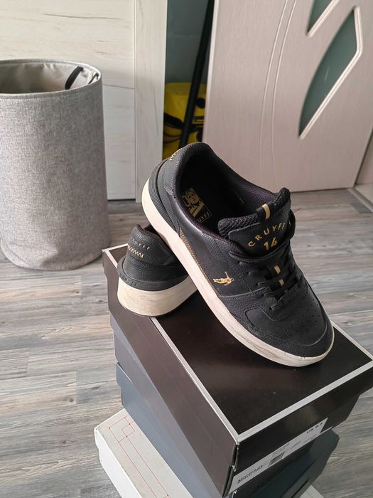 Спортни маратонки Cruyff