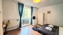 Apartament cu 2 camere, 51m² recent renovat, mobilat, bucatarie & baie